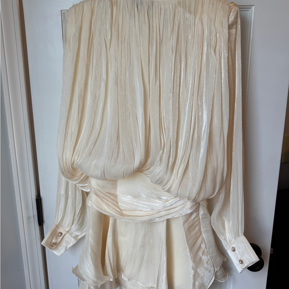 VICI Ivory Pleated Tie-Neck Blouse with Blouson Waist - Picture 2 of 3